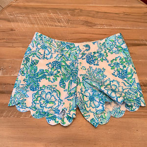 Lilly Pulitzer Buttercup Scalloped Shorts 0
